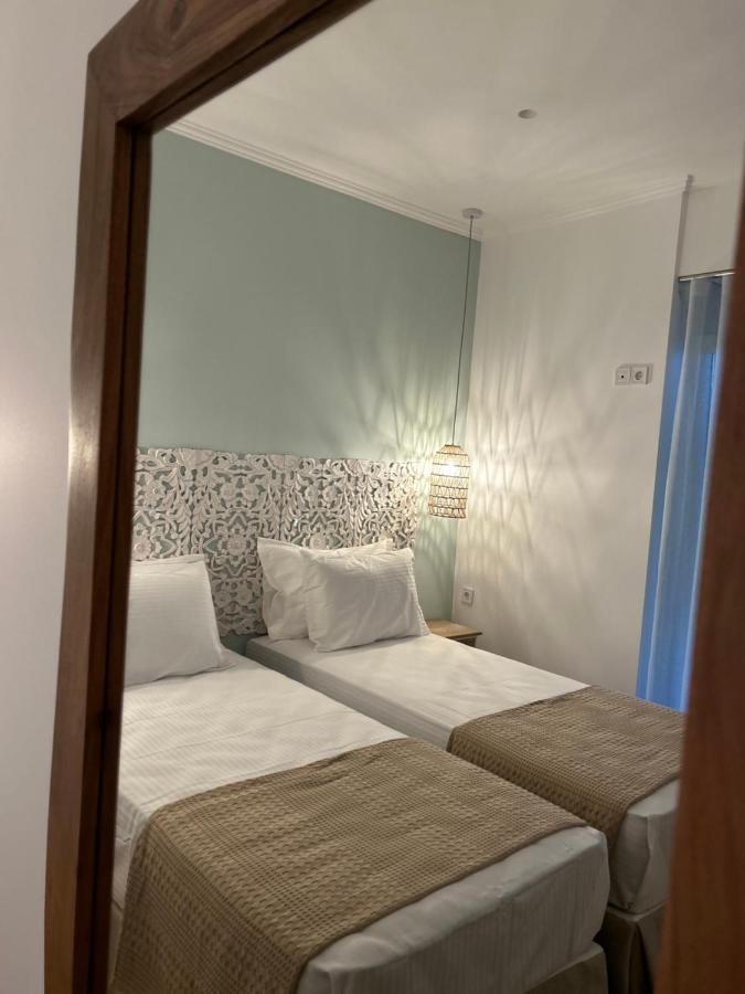 Calliopes By The Sea Boutique Suites Paralia Dionisiou Extérieur photo