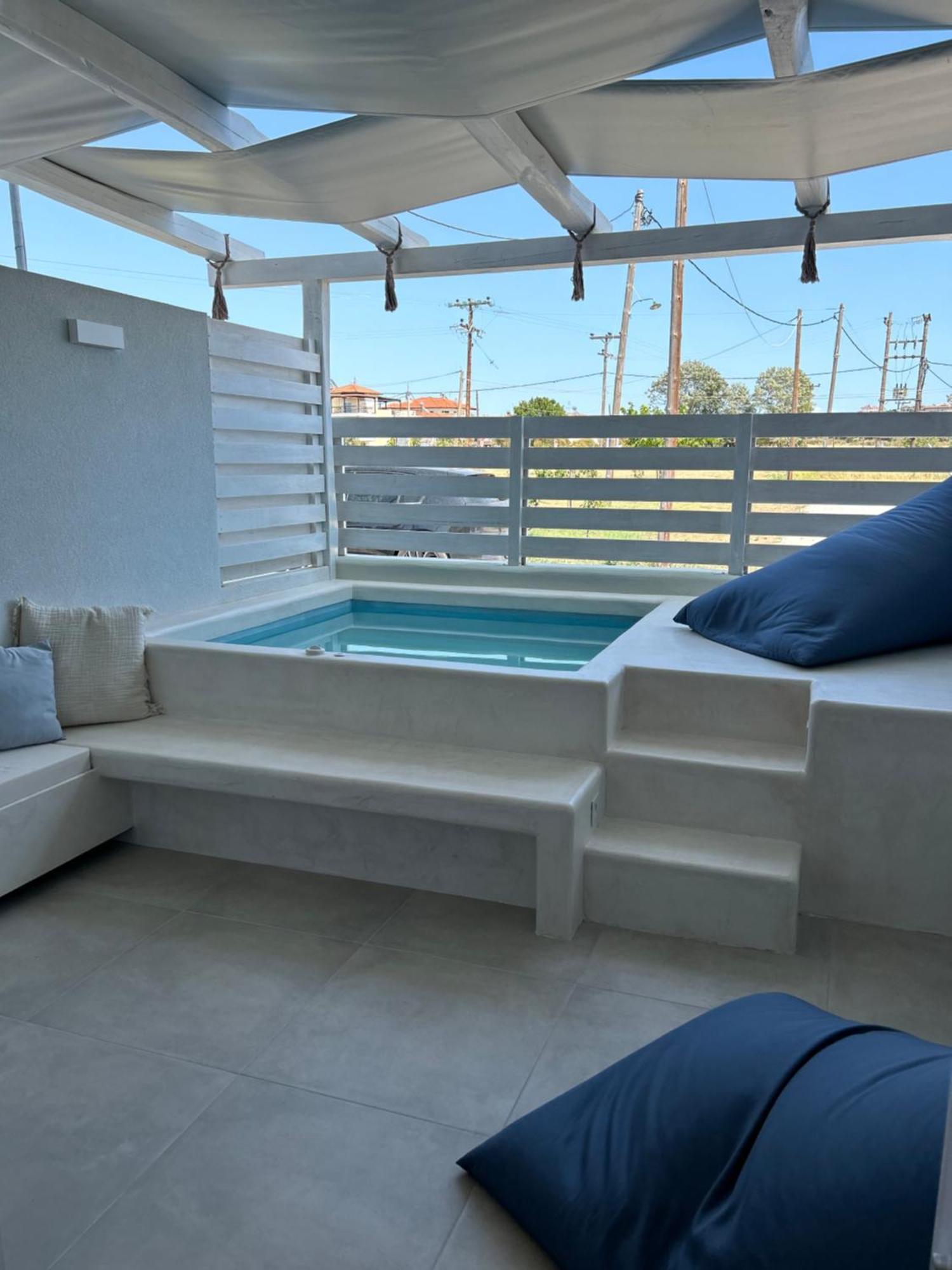 Calliopes By The Sea Boutique Suites Paralia Dionisiou Extérieur photo