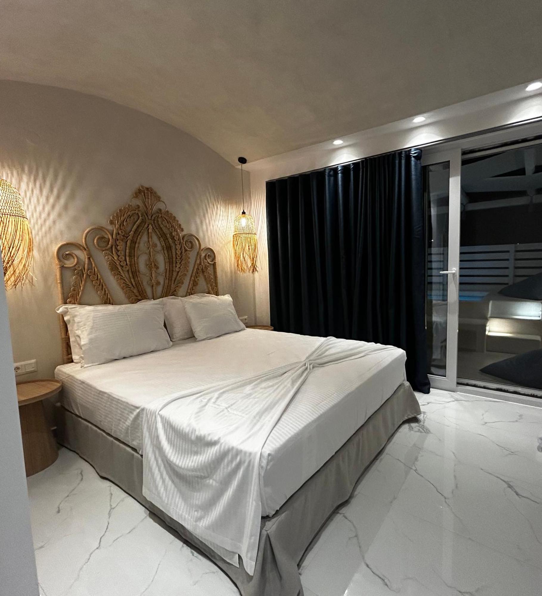 Calliopes By The Sea Boutique Suites Paralia Dionisiou Extérieur photo