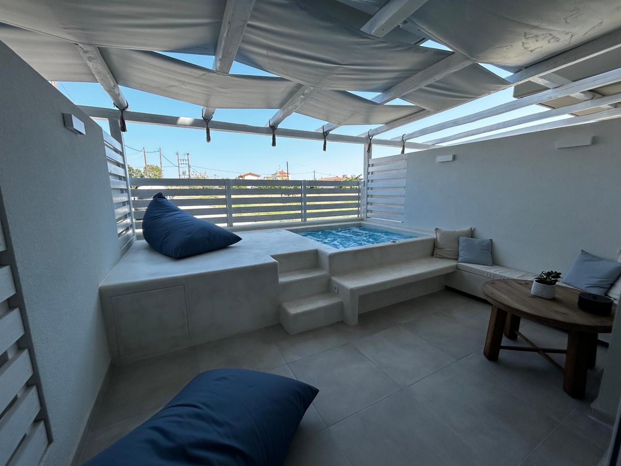 Calliopes By The Sea Boutique Suites Paralia Dionisiou Extérieur photo