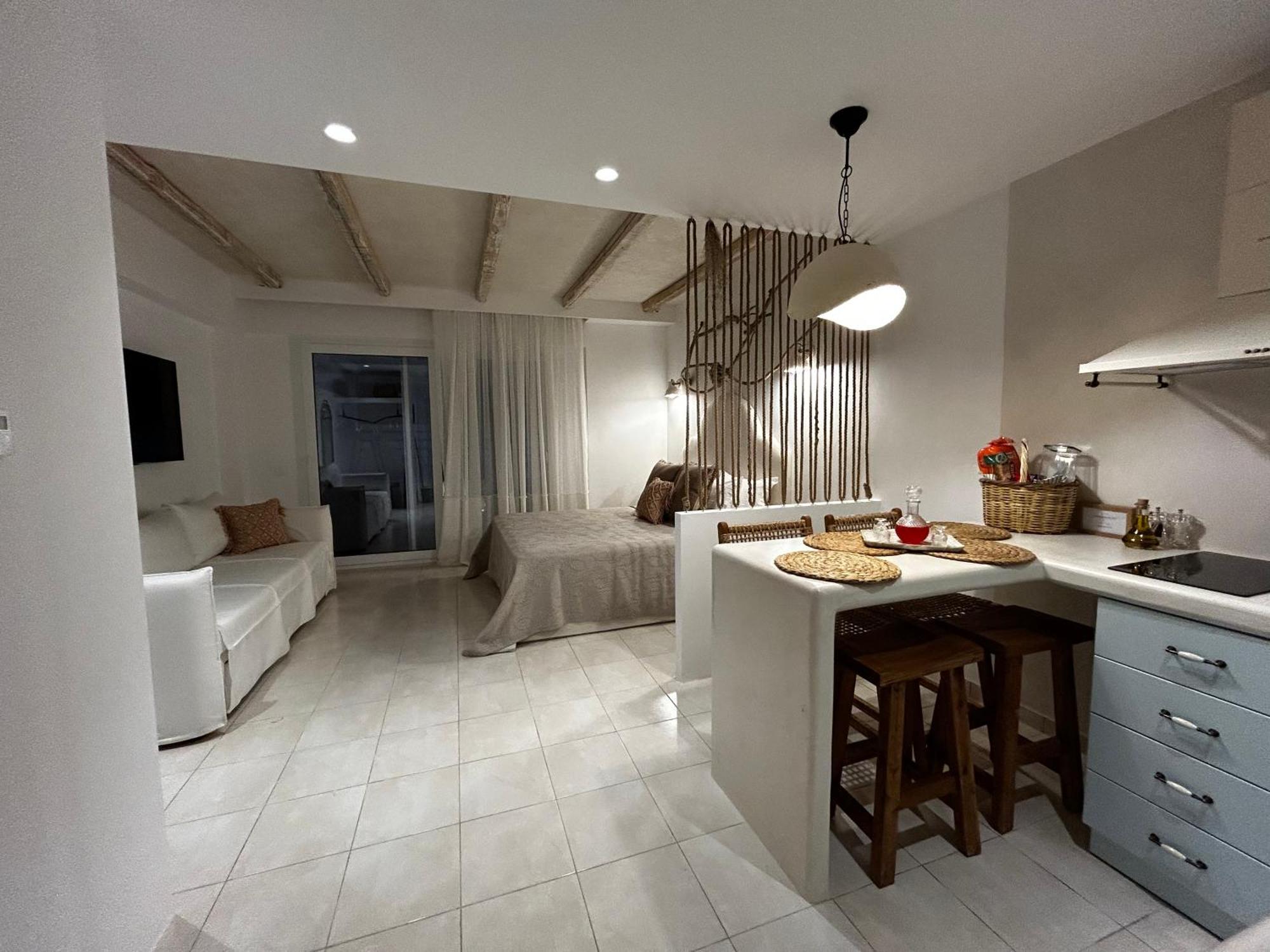 Calliopes By The Sea Boutique Suites Paralia Dionisiou Extérieur photo